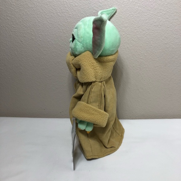 Disney Star Wars: The Mandalorian '(Baby Yoda) Stuffed Toy Plush 11 Inch - Picture 3 of 11